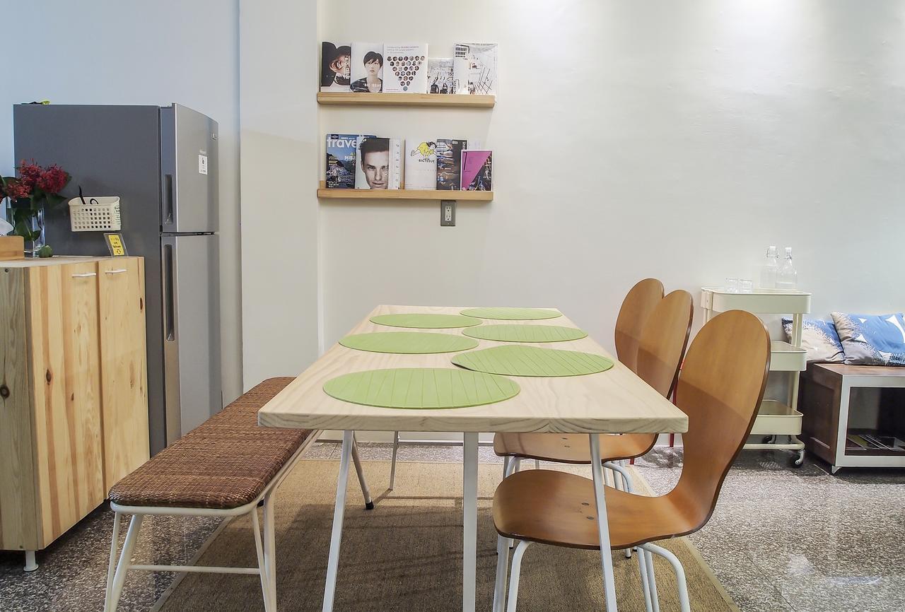 Tainan Gu Hostel Екстериор снимка