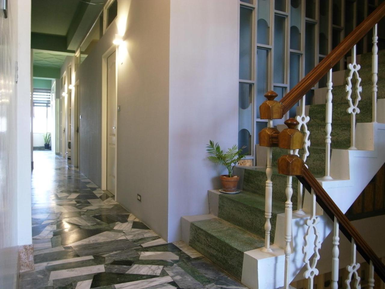 Tainan Gu Hostel Екстериор снимка