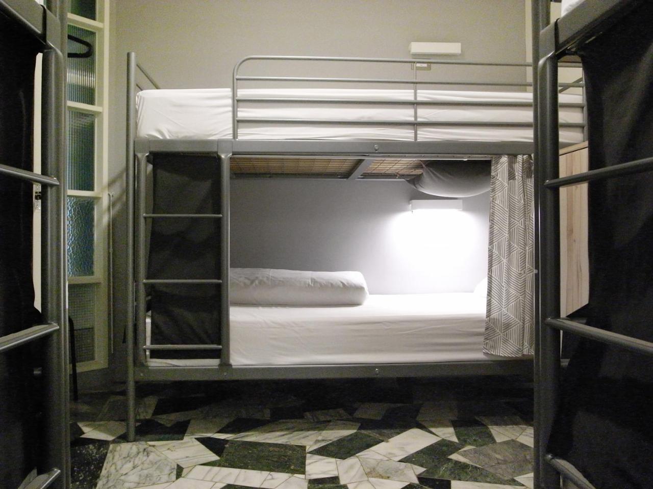 Tainan Gu Hostel Екстериор снимка
